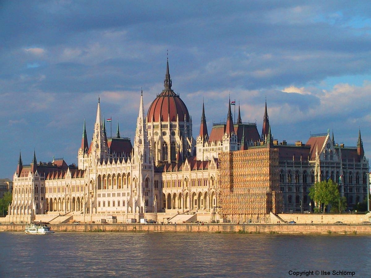 Ungarn, Budapest, Parlamentsgebäude