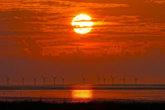 Cuxland, Wurster Nordseeküste, Cappel-Neufeld 2023, Sonnenuntergang ( jetzt mit Windkrafträdern)