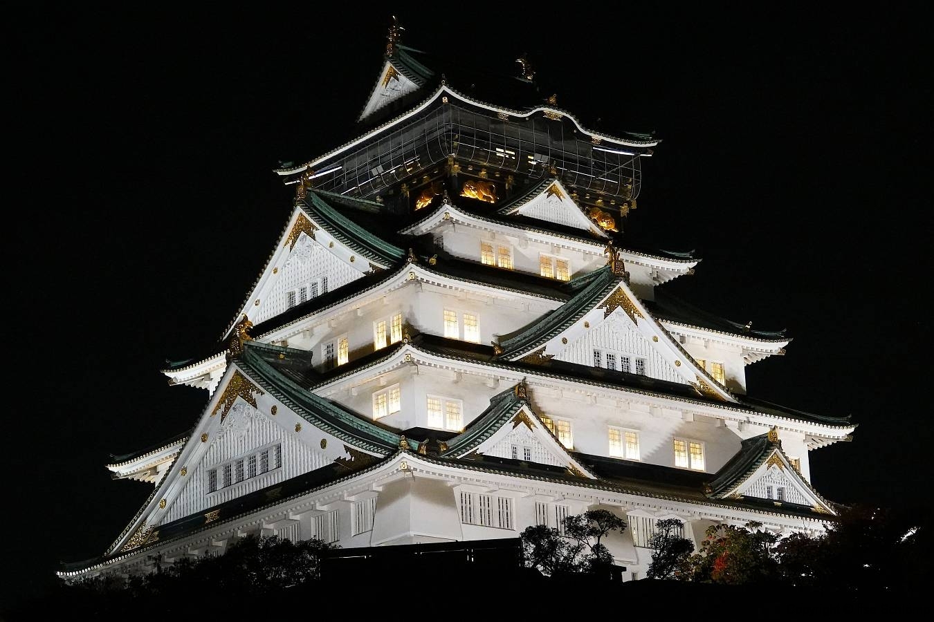 Burg Osaka bei Nacht, Osaka, Japan