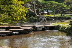 Japan, Kanazawa, Kenroku-en Garten, Brücke der fliegenden Wildgänse
