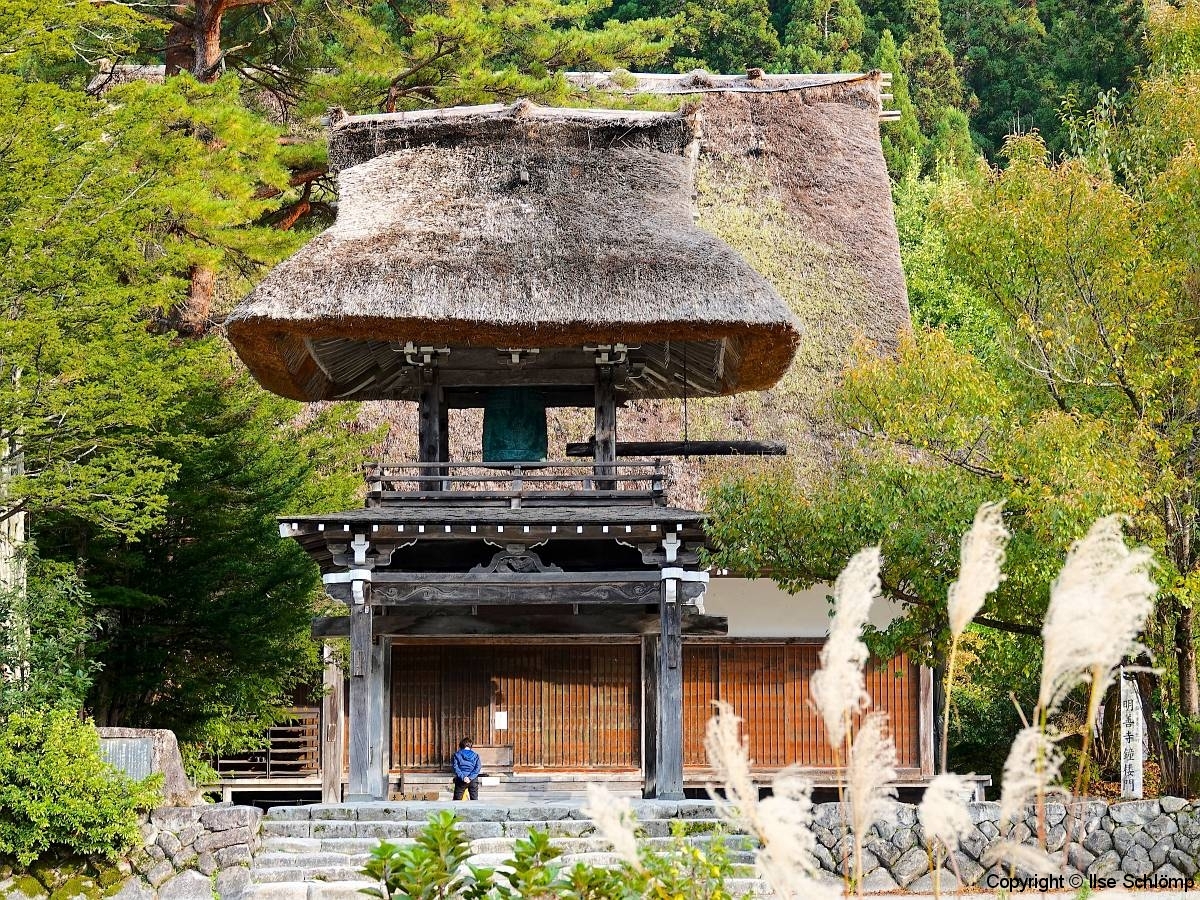 Japan, UNESCO Welterbedorf Shirakawago, Myozenji-Tempel