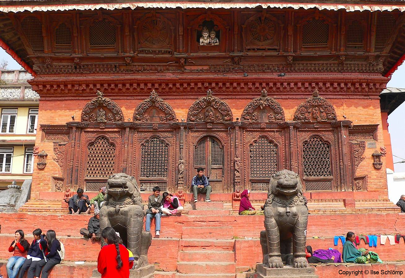 Nepal, Kathmandu, Durbar Square, Nava Durga-Tempel
