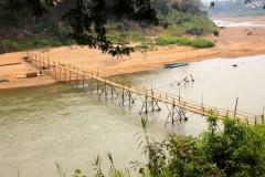 Laos, Luang Prabang, Bambusbrücke