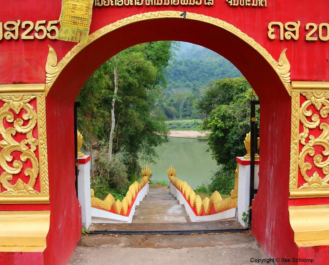 Laos, Muang Ngoi Neua, Wat Okadsaiyaram