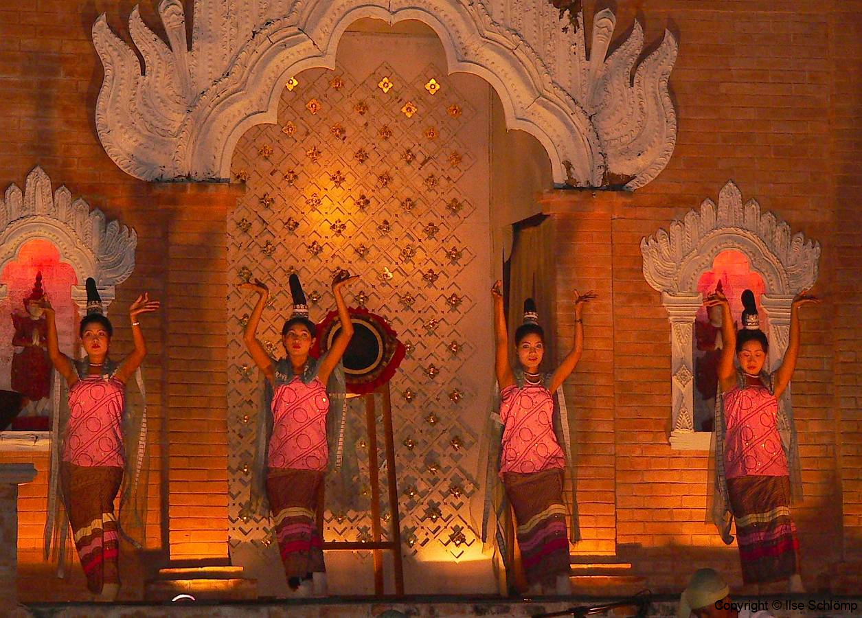 Myanmar, Mandalay, Birmanisches Tanztheater