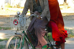 Myanmar, Begegnungen unterwegs auf unserer Fahrt zum Mount Popa