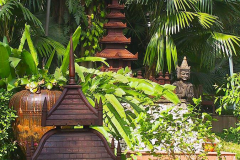 Myanmar, Yangon, Tropischer Garten des Kandawgyi Palace Hotel