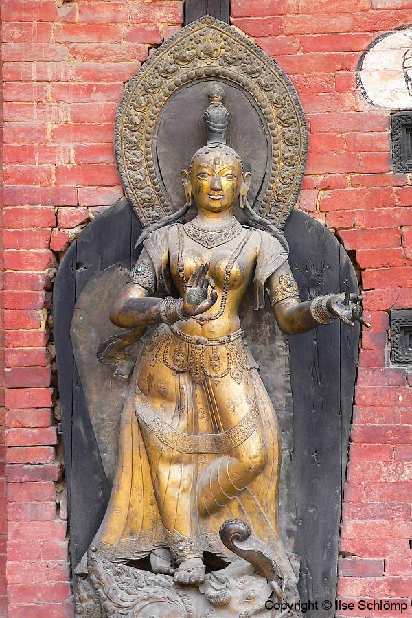 Nepal, Patan, Durbar Square, Statue der Flussgöttin Jamuna
