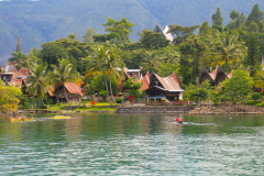 Sumatra, Toba-See