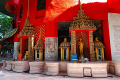 Thailand-Bangkok-Drachentempel-Wat-Samphran