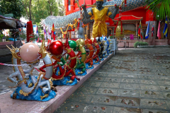 Thailand-Bangkok-Drachentempel-Wat-Samphran