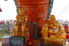 Thailand-Bangkok-Drachentempel-Wat-Samphran