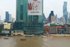 Thailand-Bangkok-Blick-vom-Icon-Siam-über-den-Chaophraya-River