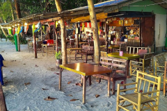Thailand-Koh-Chang-Klong-Prao-Beach-Strandlokal