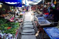 Thailand, Samut Songkhkram, Mae Klong Zugmarkt