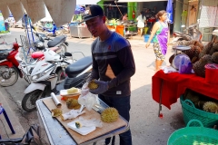 Thailand, Samut Songkhkram, Schwimmender Markt Amphawa, Durian