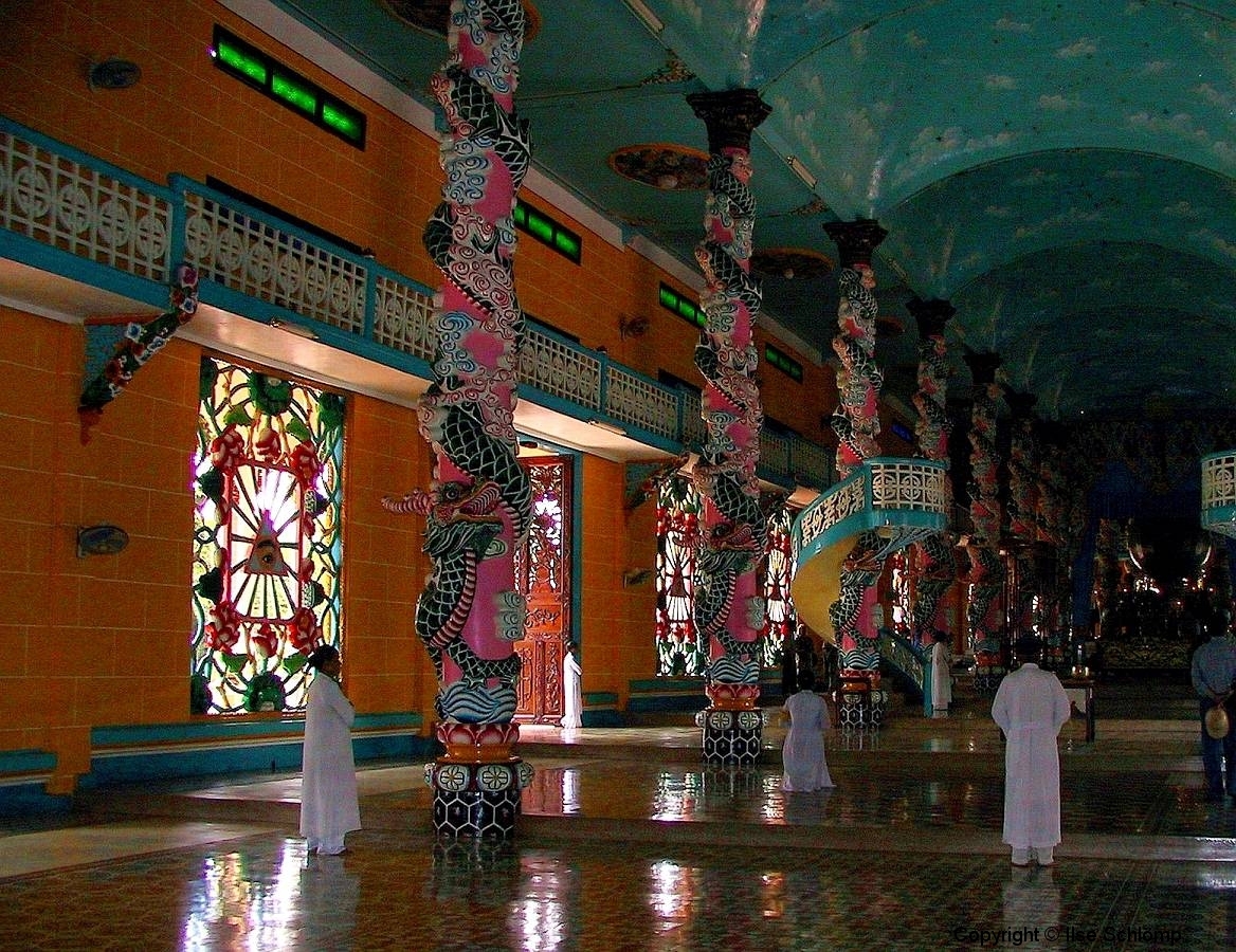 Tay Ninh, Cao Dai Tempel, Innenansicht